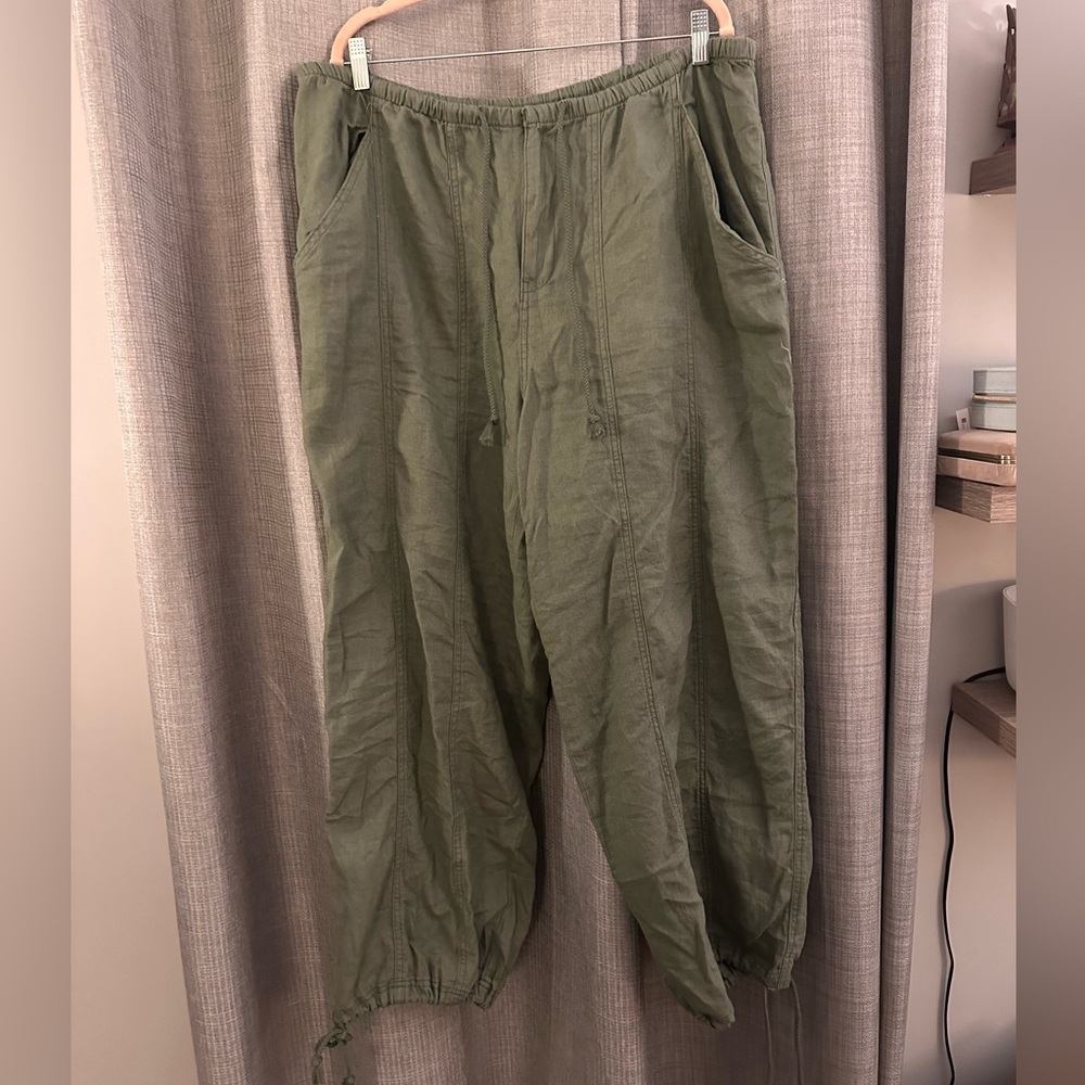Wild Fable Olive Cargo Pants